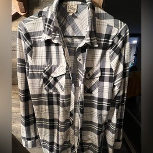 Black and white flannel size large